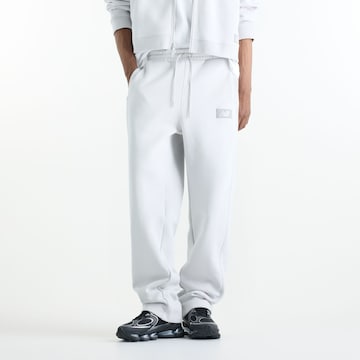new balance - Loosefit Pantalón en blanco: frente