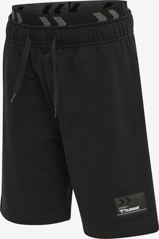 Hummel Regular Workout Pants in Black