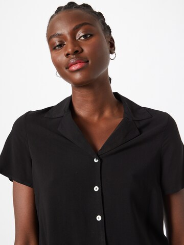 Camicia da donna 'OLA' di VERO MODA in nero