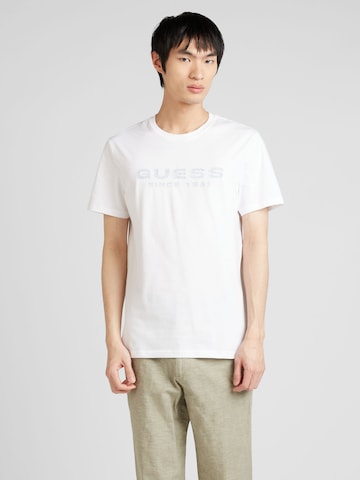 T-Shirt GUESS en blanc : devant