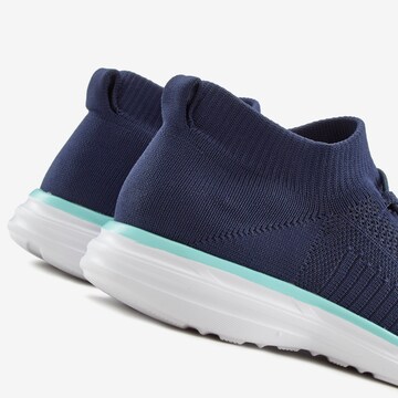 Slip on LASCANA en bleu