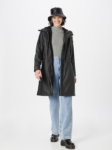 Derbe Демисезонное пальто 'Wittholm' в Серый