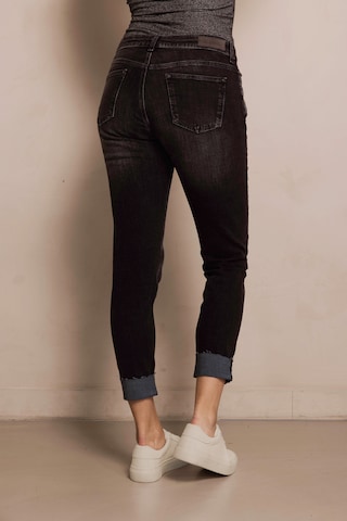 Zhrill Skinny Jeans in Black