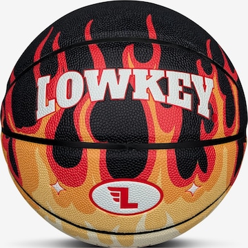 Pallone 'Red Flame Basketball Größe 7 | Rote Flammen Y2K Design Hot Rod' di Lowkey in rosso: frontale