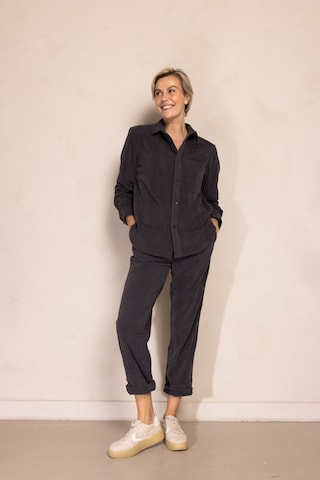 Zhrill Blouse in Grey