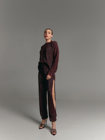 Akala Studio - regular Pantalón tradicional 'Oriana' en rojo: frente