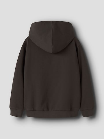 NAME IT - Sudadera 'NKMVian' en marrón