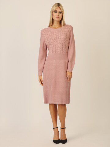 APART Knitted dress in Pink: front