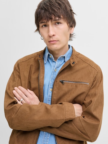 JACK & JONES Демисезонная куртка 'JJEDYLAN' в Коричневый