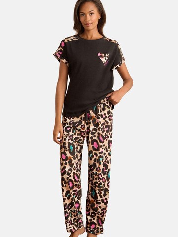 Pigiama di love & roses in marrone: frontale