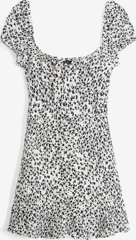 Bershka Dress in White: front