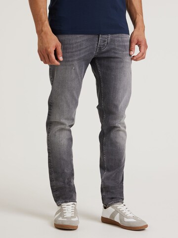 CHASIN' Slimfit Jeans ' Crown James ' in Grijs: voorkant