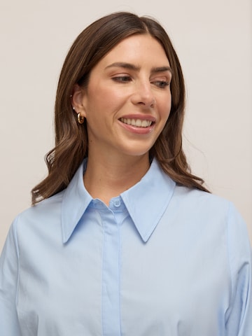 noar studios Blouse 'BELTED SHIRT' in Blue
