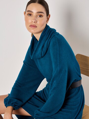 Apricot Soft Knit Mini Dress ' ' in Blau