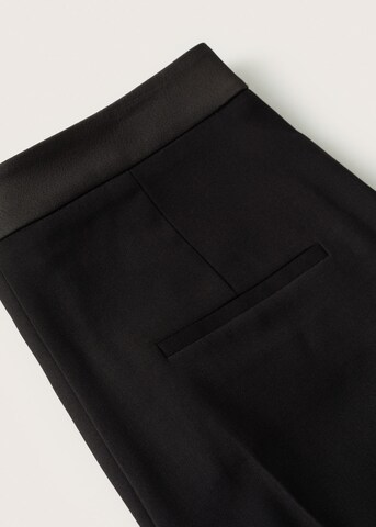 MANGO Regular Pleated Pants in Black
