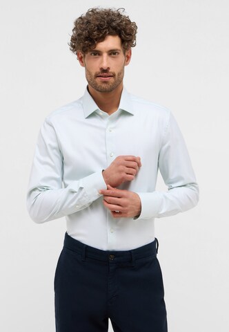 ETERNA Slim fit Business shirt in Green: front