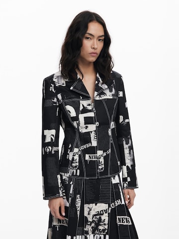 Blazer di Desigual in nero: frontale
