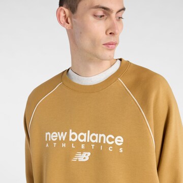 Sweat-shirt 'Trackside' new balance en jaune