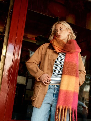 Next - Cachecóis em rosa