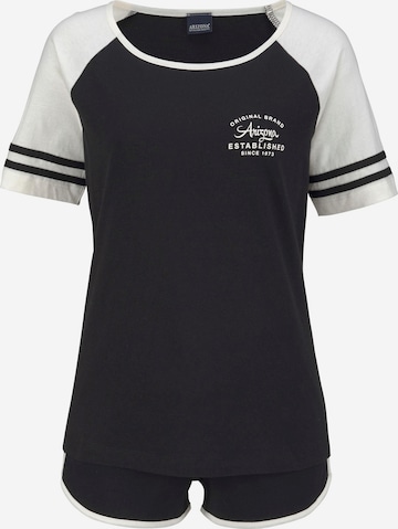 ARIZONA Shorty in Black: front