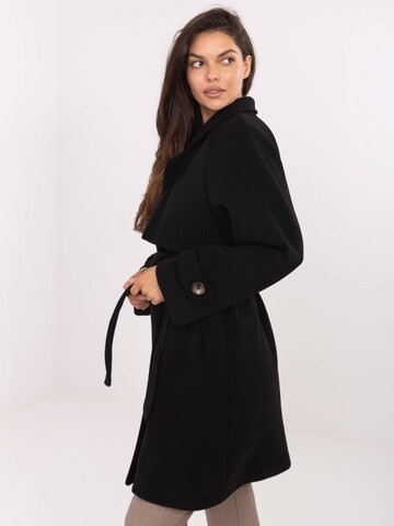 Madnezz House Übergangsmantel in Schwarz