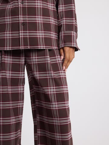 America Today Regular Broek in Rood