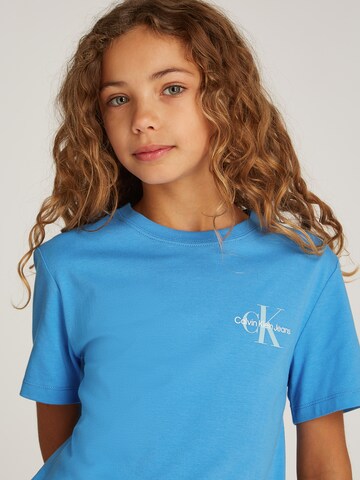 Maglietta di Calvin Klein Jeans in blu