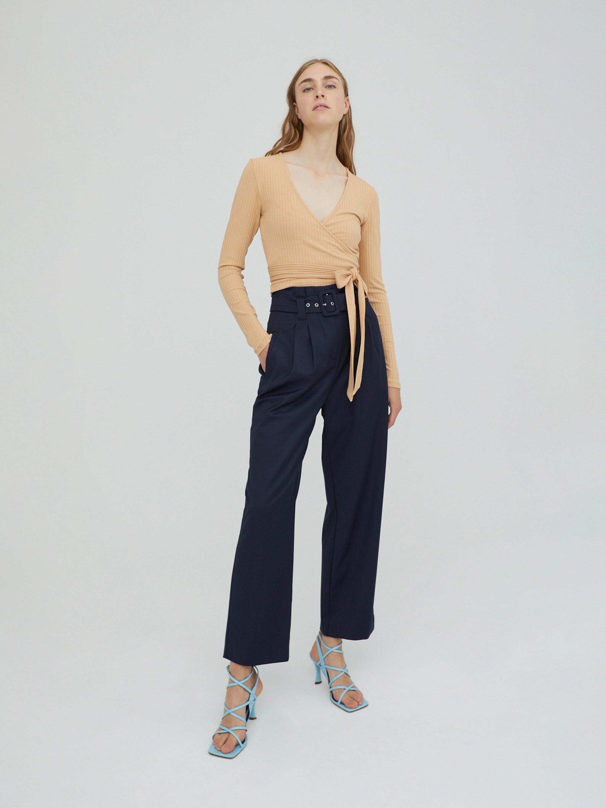 EDITED Produkte Shirt 'Sabrina' sand