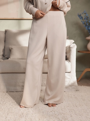 Wide Leg Pantalon B by Ted Baker en beige : devant