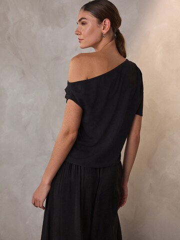 Bluză de la Next pe negru