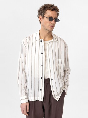 Coupe regular Chemise 'Frederico' Antioch en blanc