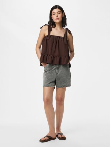 PIECES Top in Braun