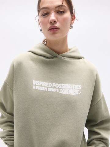 Sweat-shirt Pull&Bear en vert