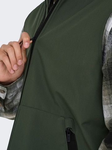 Gilet 'ONSBowie' di Only & Sons in verde
