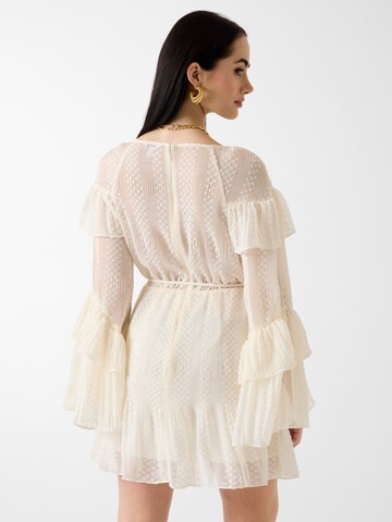 GUESS Koktélruhák 'Laurence' - fehér