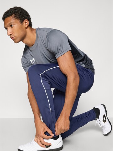 UNDER ARMOUR Slimfit Sporthose 'Challenger' in Blau