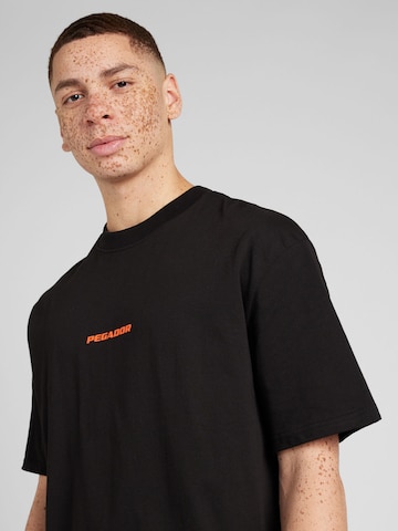 Tricou de la Pegador pe negru