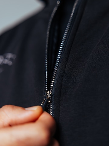 Lifters Zip-Up Hoodie in Black