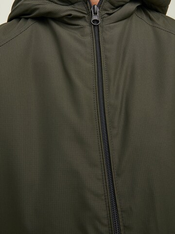 Jack & Jones Junior Between-Season Jacket 'Lock' in Green