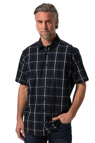 Boston Park Comfort fit Button Up Shirt in Blue: front