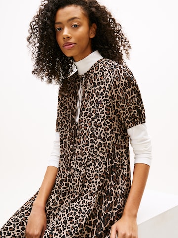 Tommy Jeans Dress in Brown