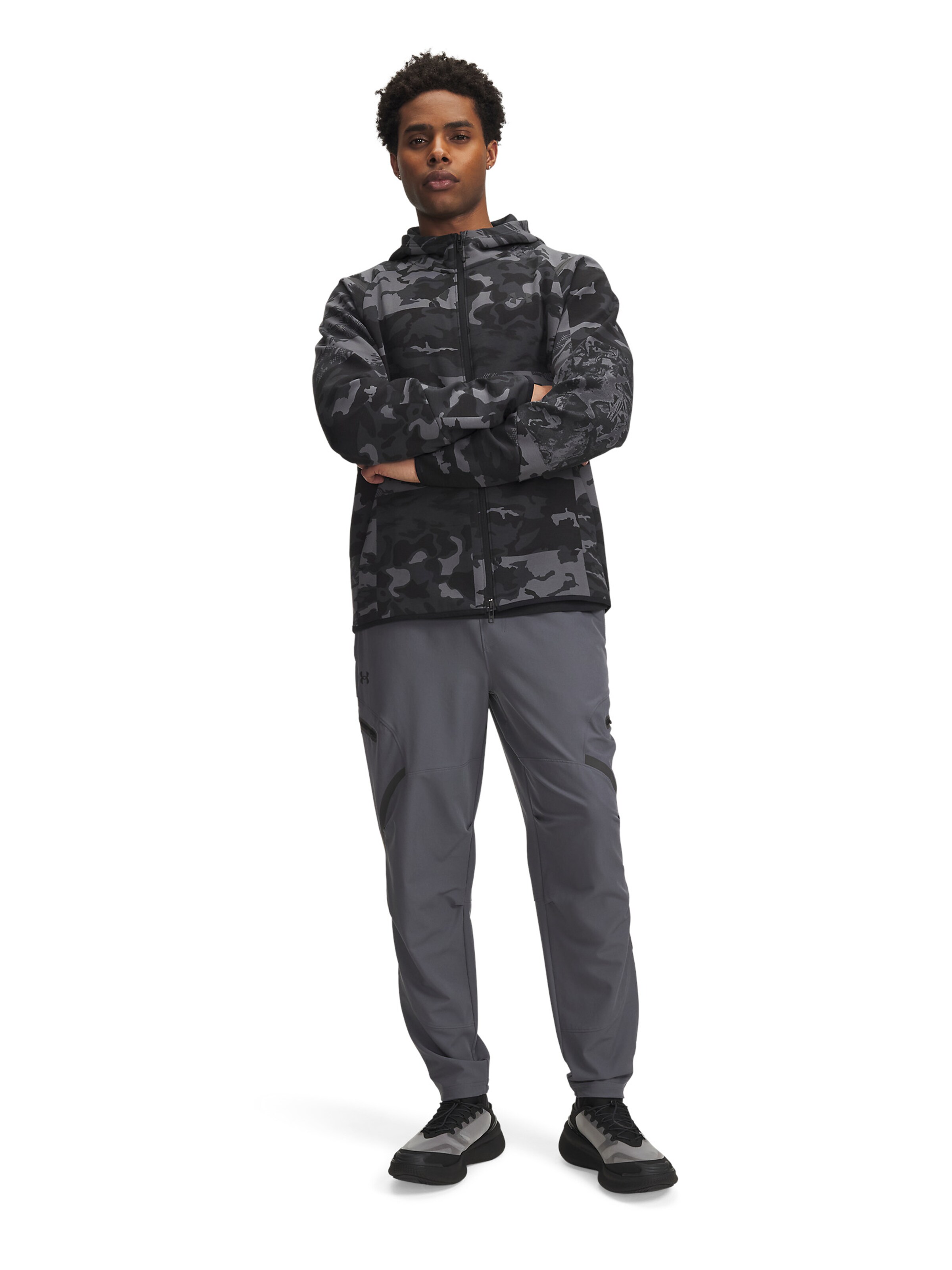 UNDER ARMOUR Tapered Sportbroek 'Unstoppable' in Grijs
