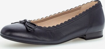 GABOR Ballet Flats in Blue: front