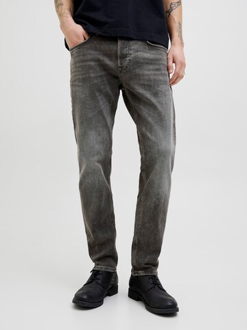 JACK & JONES Tapered Jeans 'JJIMIKE JJWELLS' in Black: front