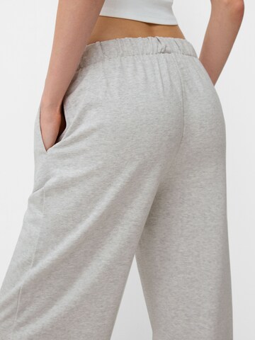 Bershka Tapered Trousers in Grey