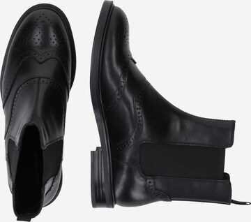 VAGABOND SHOEMAKERS - Botas chelsea 'AMINA' em preto