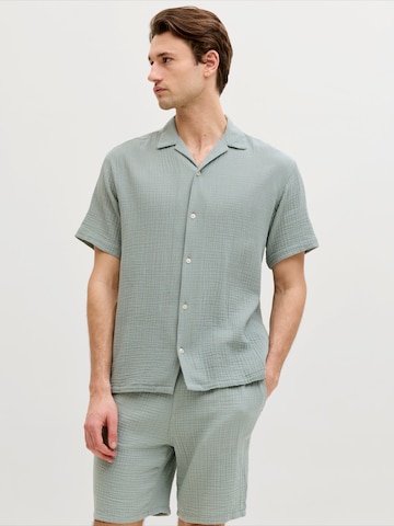 JJ Rebel Regular Fit Paita 'JREBJASON PATRICK' värissä harmaa: etupuoli