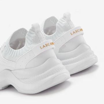 LASCANA Sneaker low i hvid