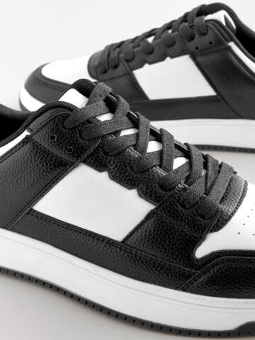 Next Låg sneaker 'EDIT' i svart