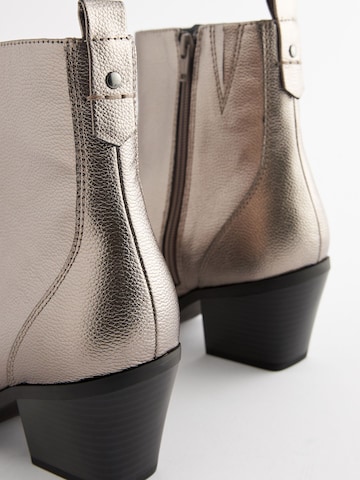 Bottes de cowboy 'Forever Comfort' Next en argent